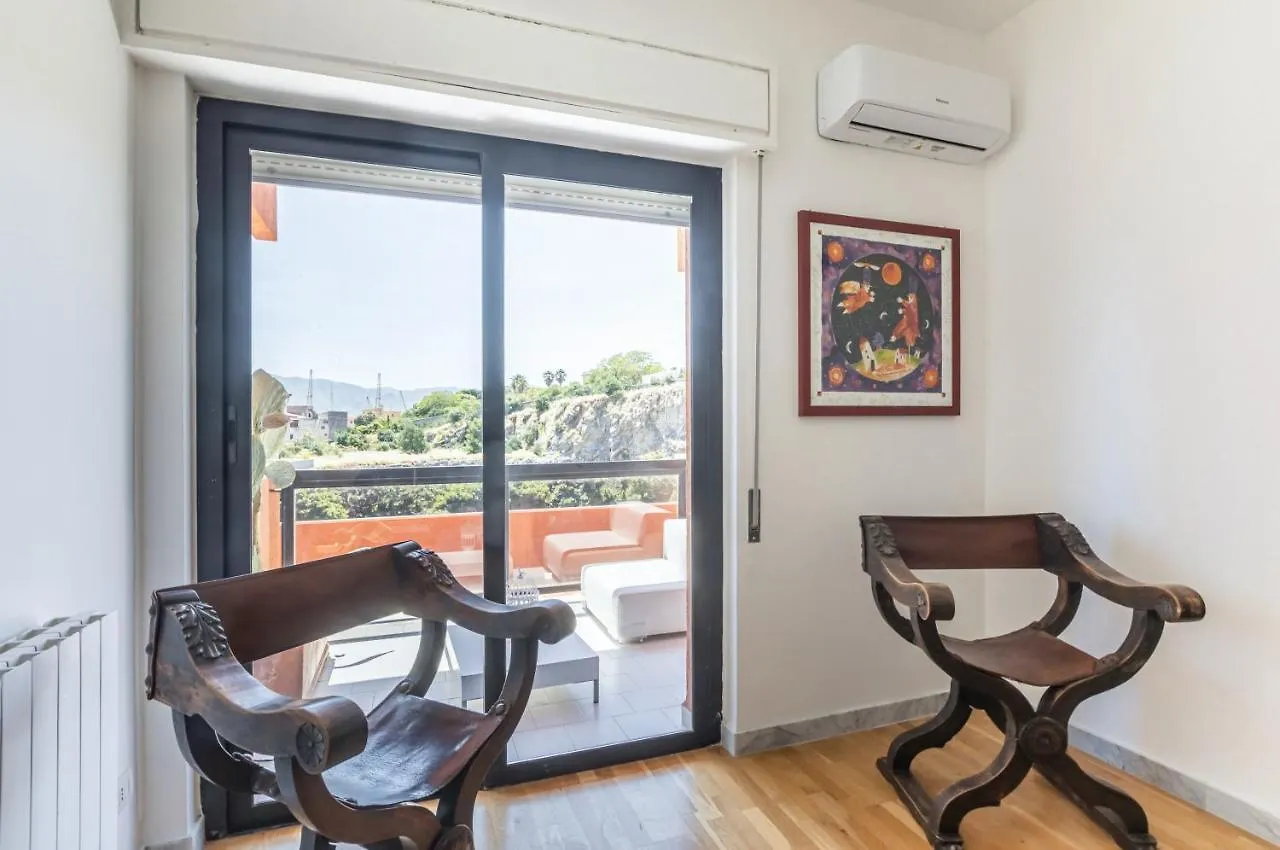 Arenella Elegant Apartment With Private Parking 巴勒莫